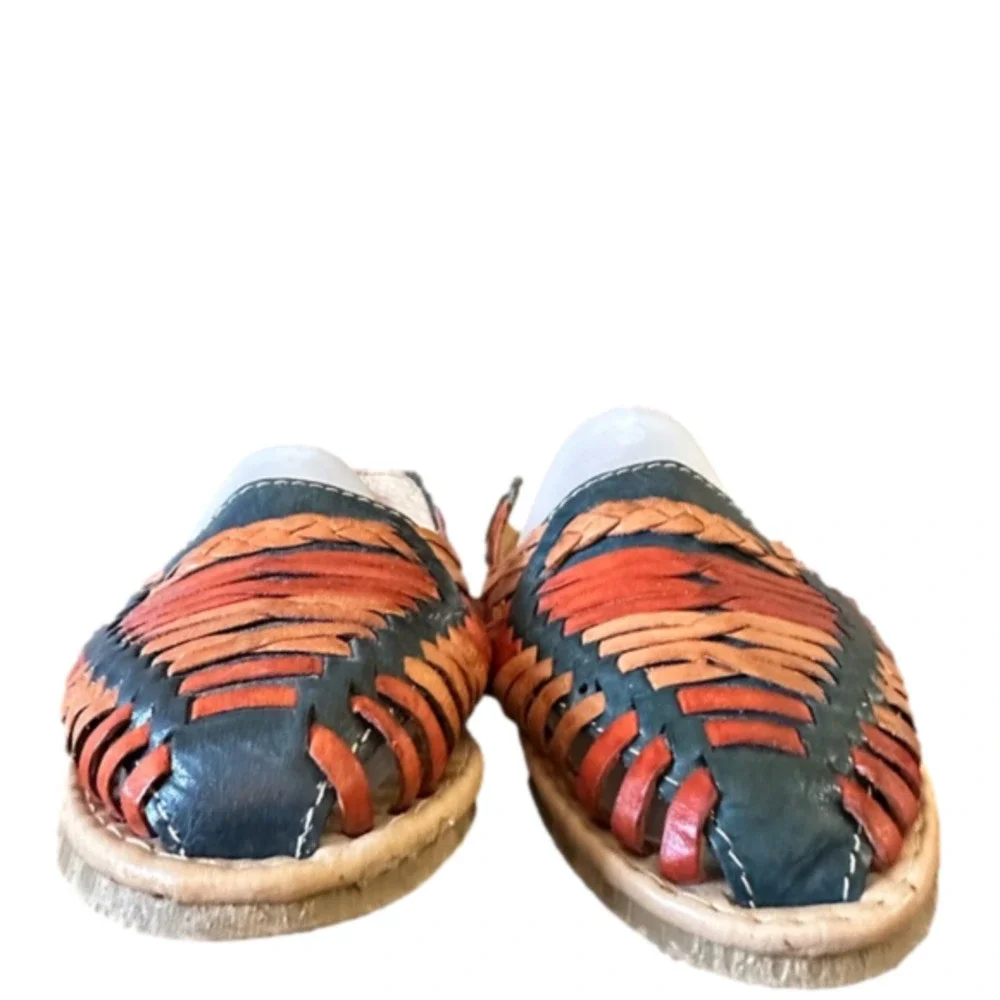 Mexican LEATHER HUARACHE SHOES. Slip on Mexican Huaraches size 7